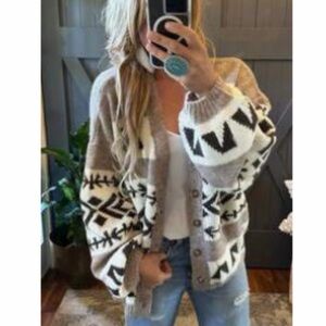 Women's Knit Cardigan Sweater - Aztec